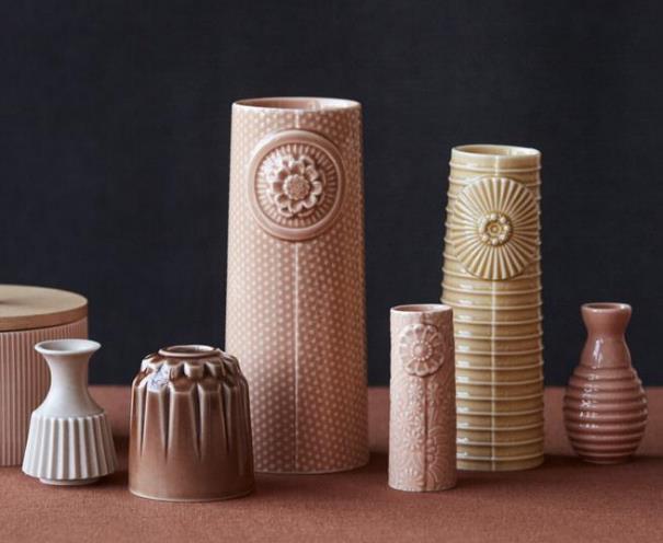 フラワーベースが主役になってくれる