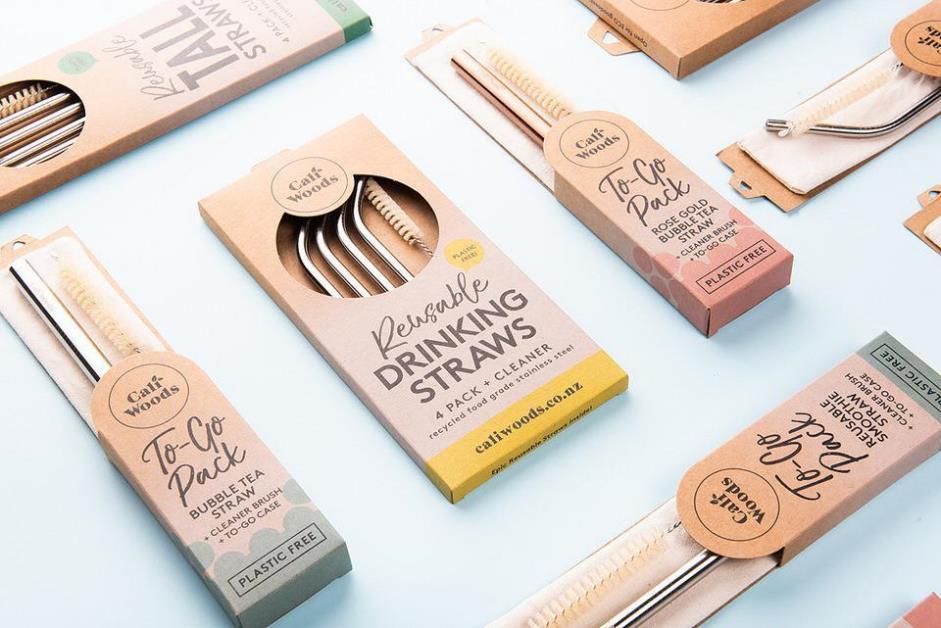 形や太さもいろいろ。ドリンクに合うものを選んで