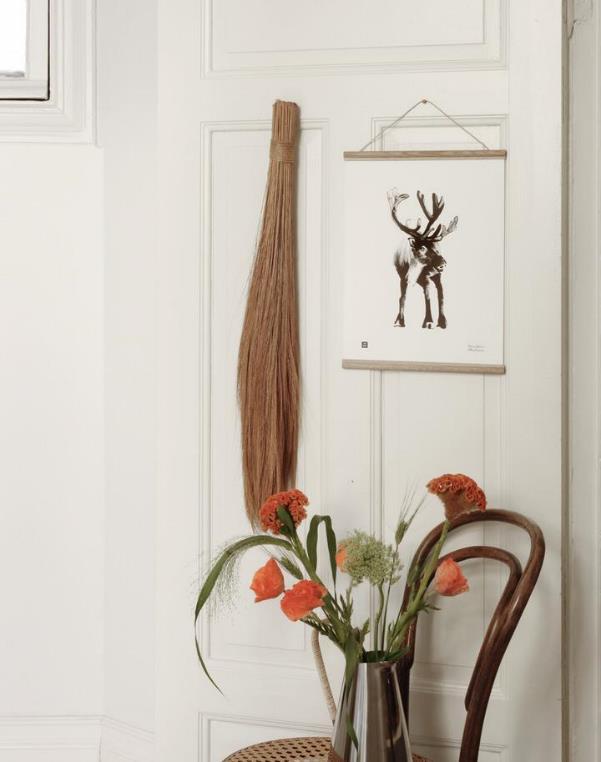 モノトーンを基調としたイラスト