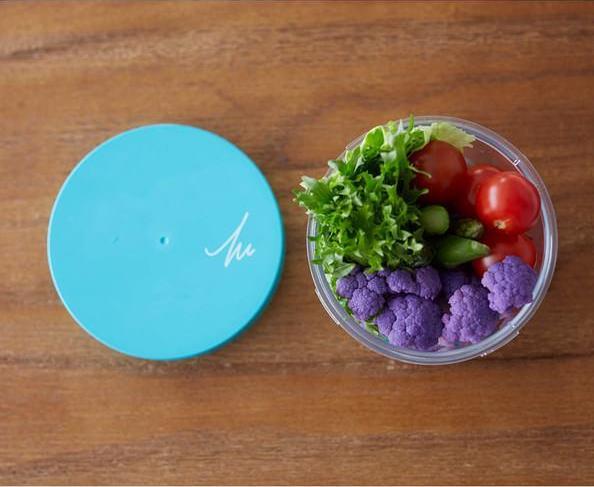 パリッとした食感のまま持ち運べる。機能的なサラダケース