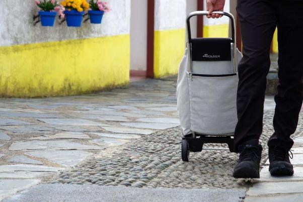 大きな車輪は安定感がある