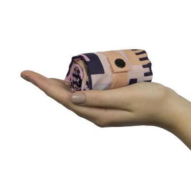 機能性もデザインも兼ね備えた、便利なエコバッグ