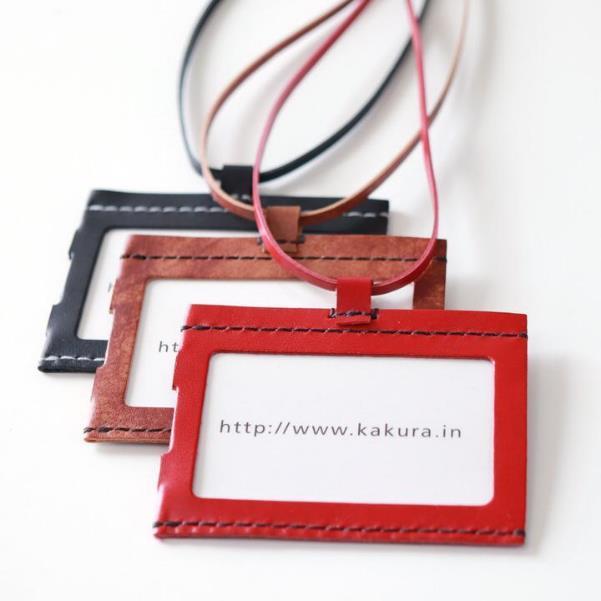 ファッションを選ばないオールマイティな色