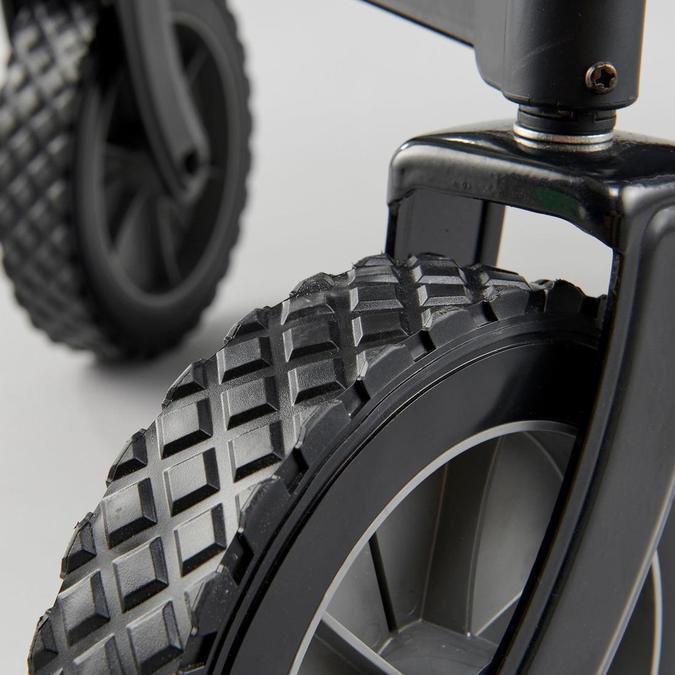 しっかりタイヤでどんな道でも大丈夫