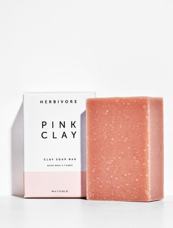 ココナッツオイル、オリーブオイルのベースに、ピンククレイを配合