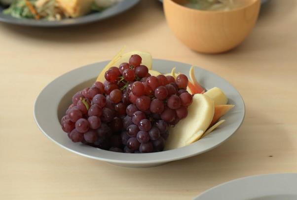 フルーツを盛ってもおしゃれなパスタプレート