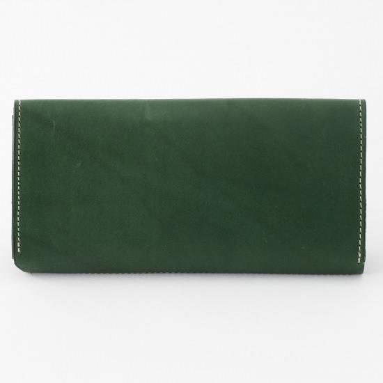 深緑に近いグリーンは、男性も使いやすい少し渋めな仕上がり