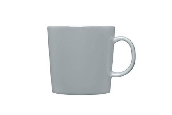 マグカップは大好きなドリンクをなみなみと注いで