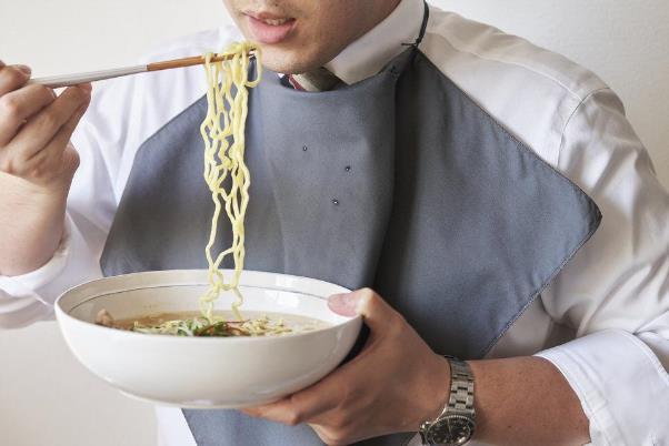 ハンカチエプロン おいしいハンカチとは