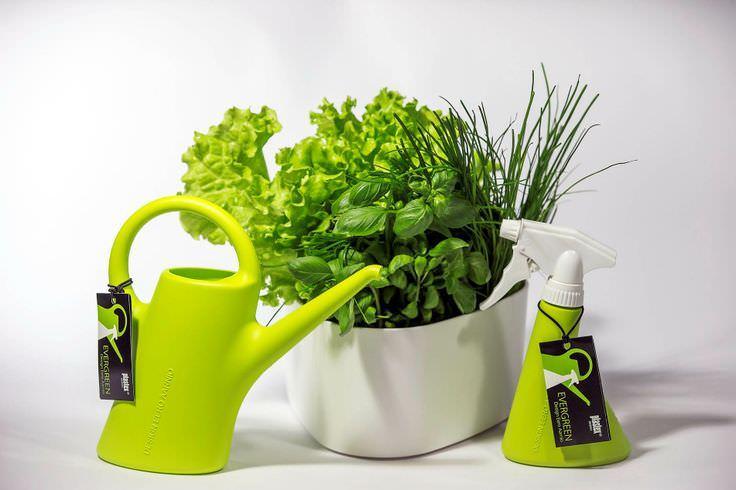 北欧デザインのおしゃれなスプレーボトル