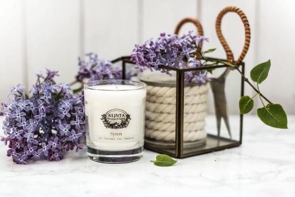 クラシカルでシンプルなラベル