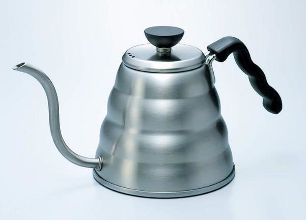 コーヒードリップに欠かせない。注ぎやすい細口ケトル