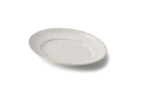 カードル 17cmプラターは、横幅約17cm×奥行約11.5cm×高さ約3cm