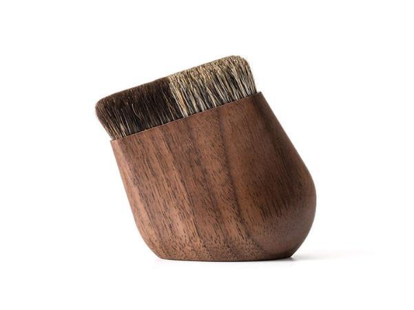 用途に適した柔らかさのブラシ