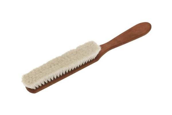 デリケートタイプ用のブラシは厳選されたヤギの毛から