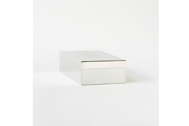 ブリキは光沢が面白い