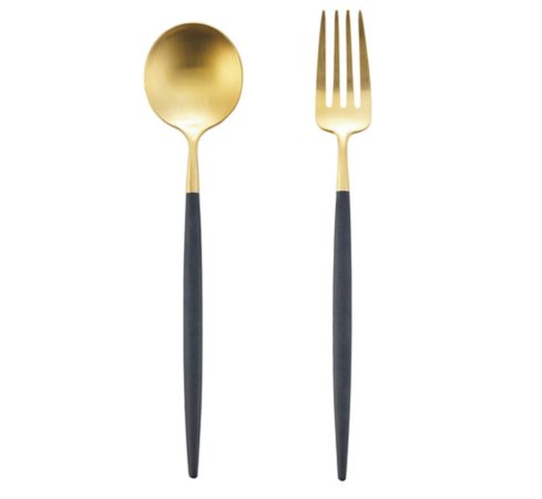 お揃いにすれば、調和のとれたテーブルコーディネートが完成