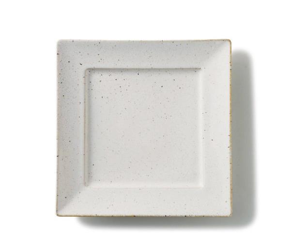 カードル 角24cmプレートは横幅約24cm×奥行約24cm×高さ約2.6cm