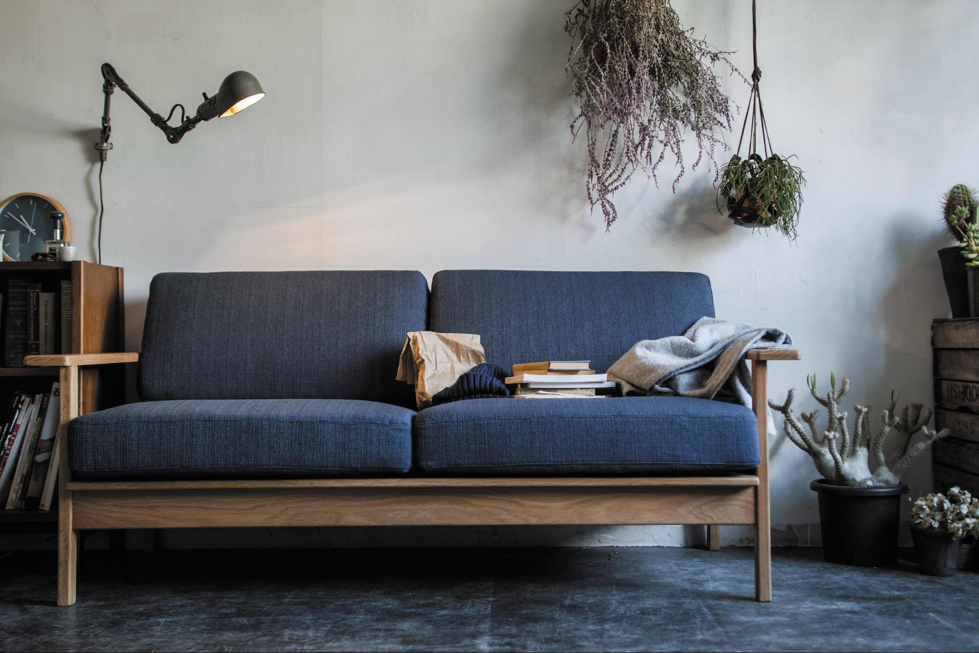 スタンド センターテーブルと相性のいいソファ