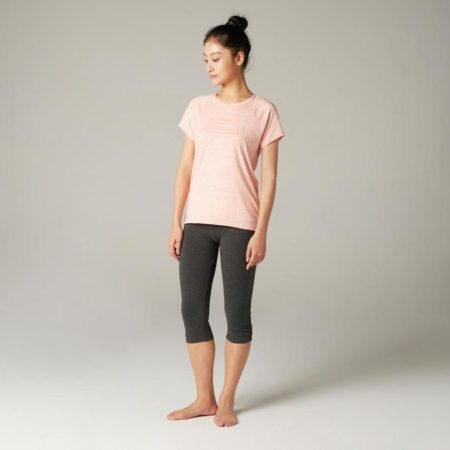 さらっと着こなすヨガウェアで、ラクラク