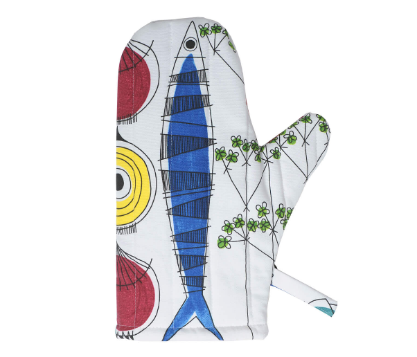 センターに大きく描かれた魚がポイントのピクニック