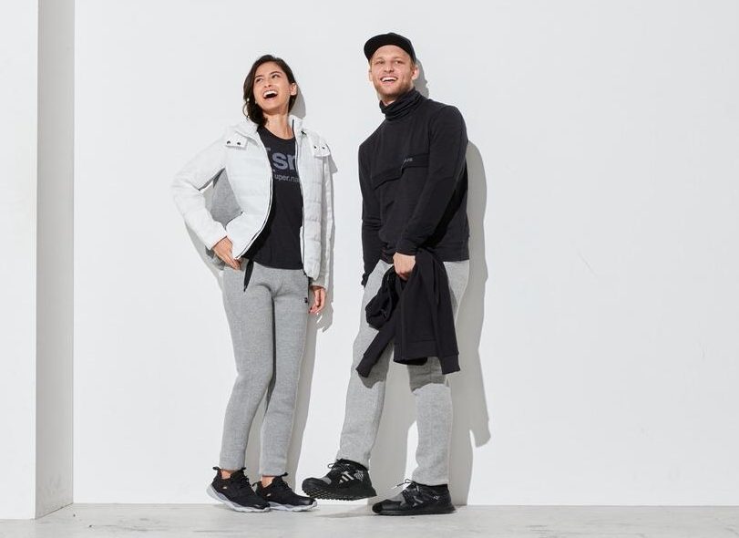 ウェアは、ウールでありながら洗濯ができるため、お手入れが簡単。普段使いにぴったり