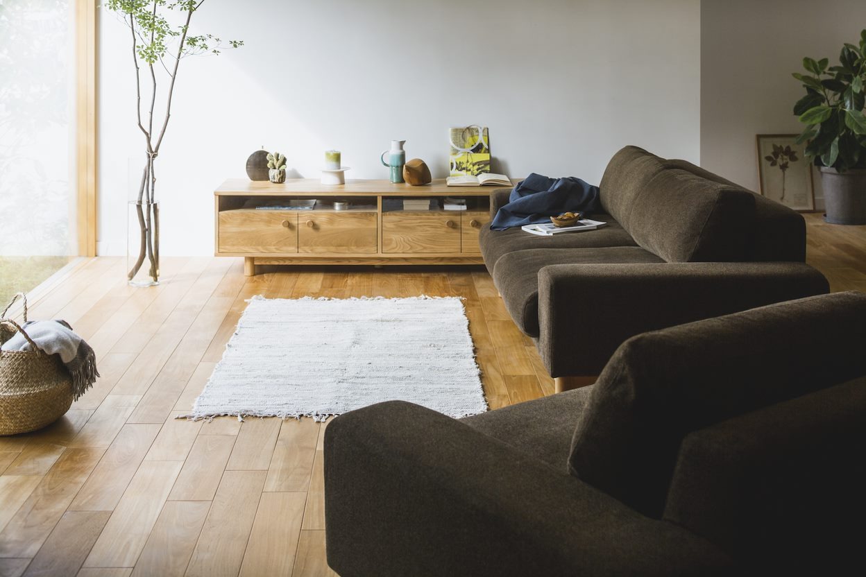 バージュソファはくつろげる部屋作りの主役になる