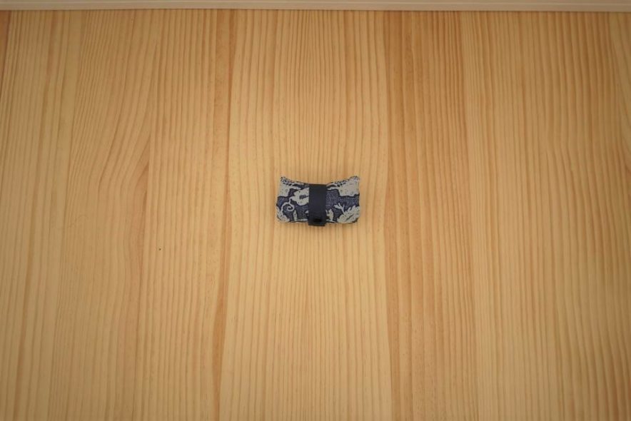 折り目にそってたたむだけできれいにまとまる