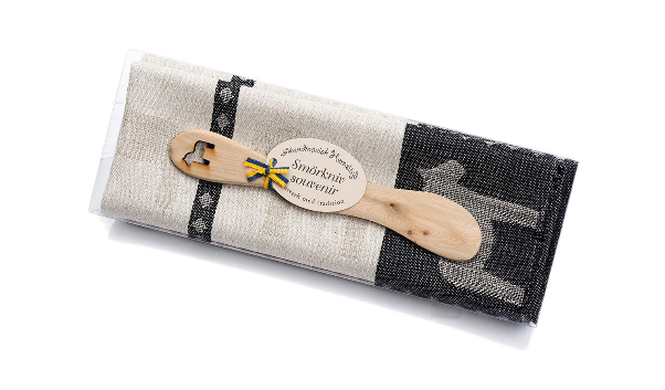 クールで大人っぽいブラックカラー