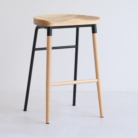 シンプルでどんなインテリアにも馴染む