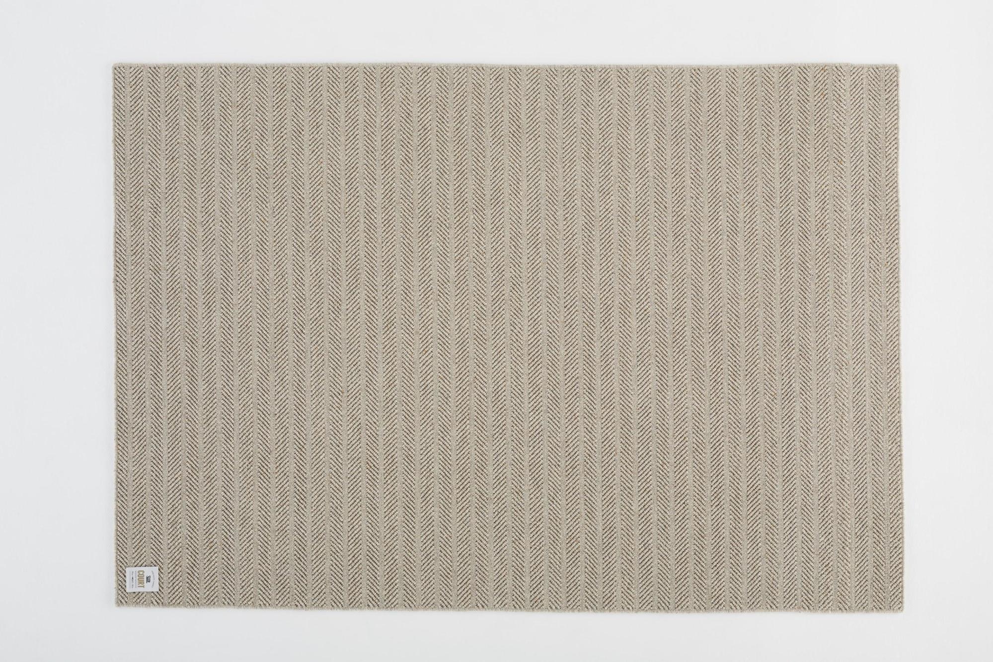 ナチュラルで落ち着いた雰囲気のアイボリー