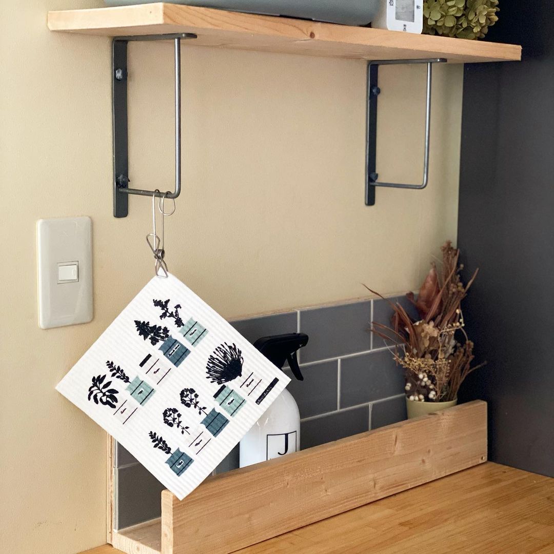 アクセントにもなるスポンジワイプ