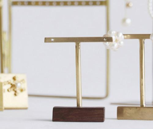 アクセサリースタンド