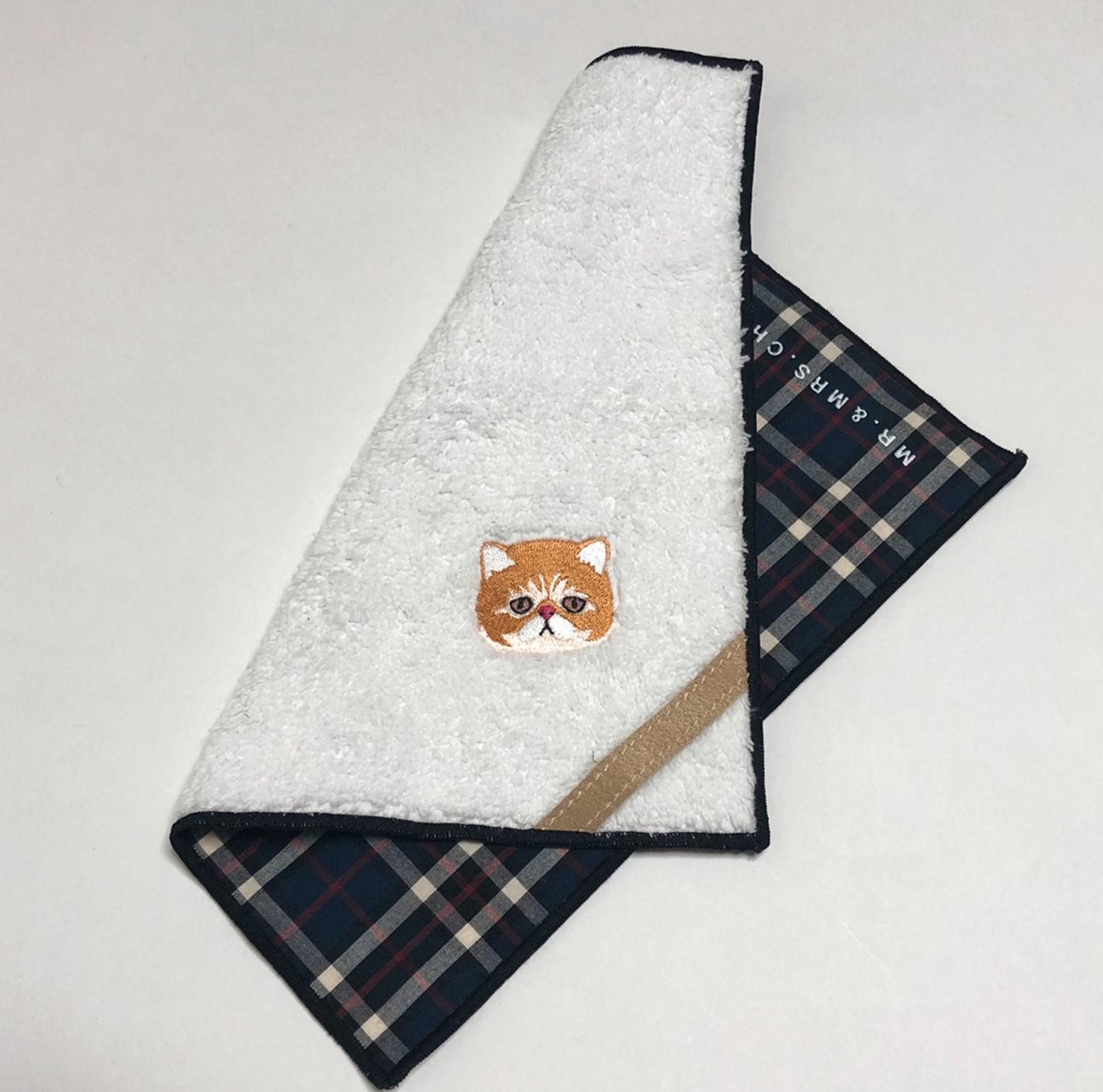 ネコモチーフハンカチ