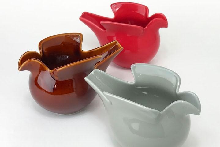 平和の象徴であるハトのモチーフ