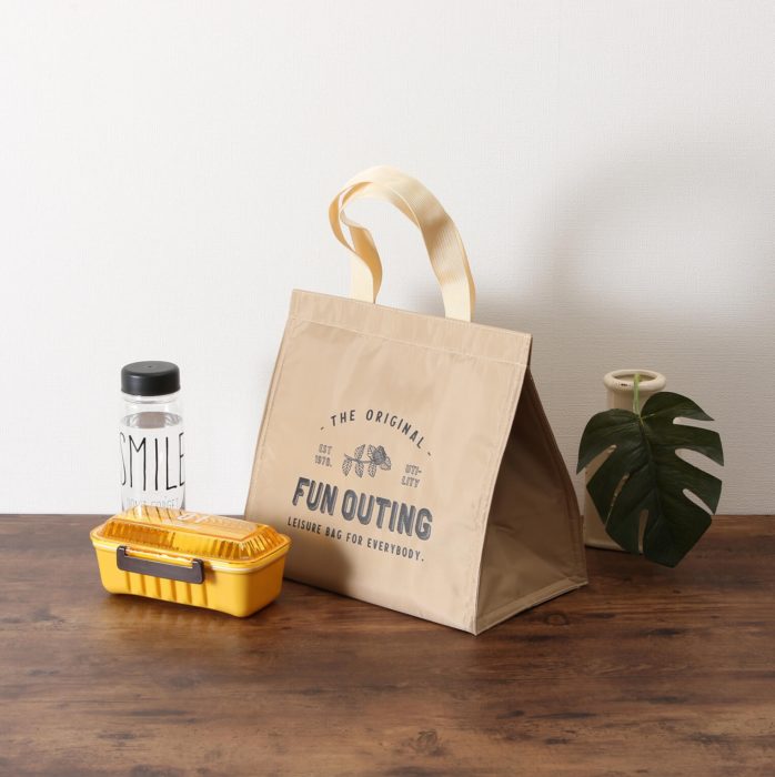 「FUN OUTING」スクエアランチバッグがおすすめ