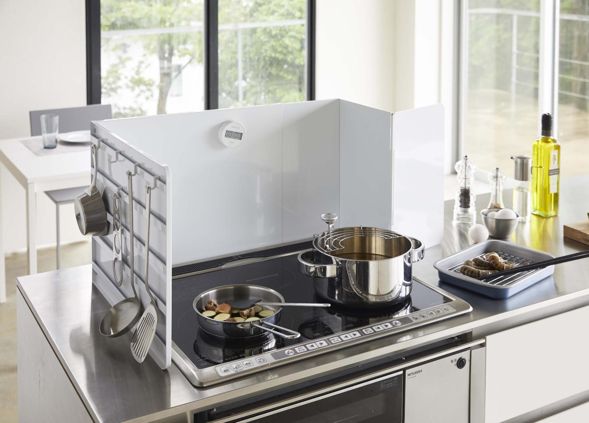 調理の邪魔になりにくい