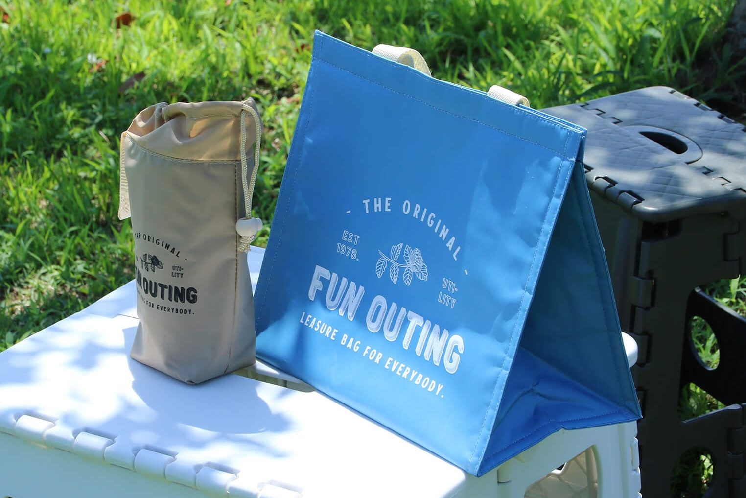 内側がコーティングされているから、お弁当の中身が少しこぼれてしまってもサッと洗える優れもの