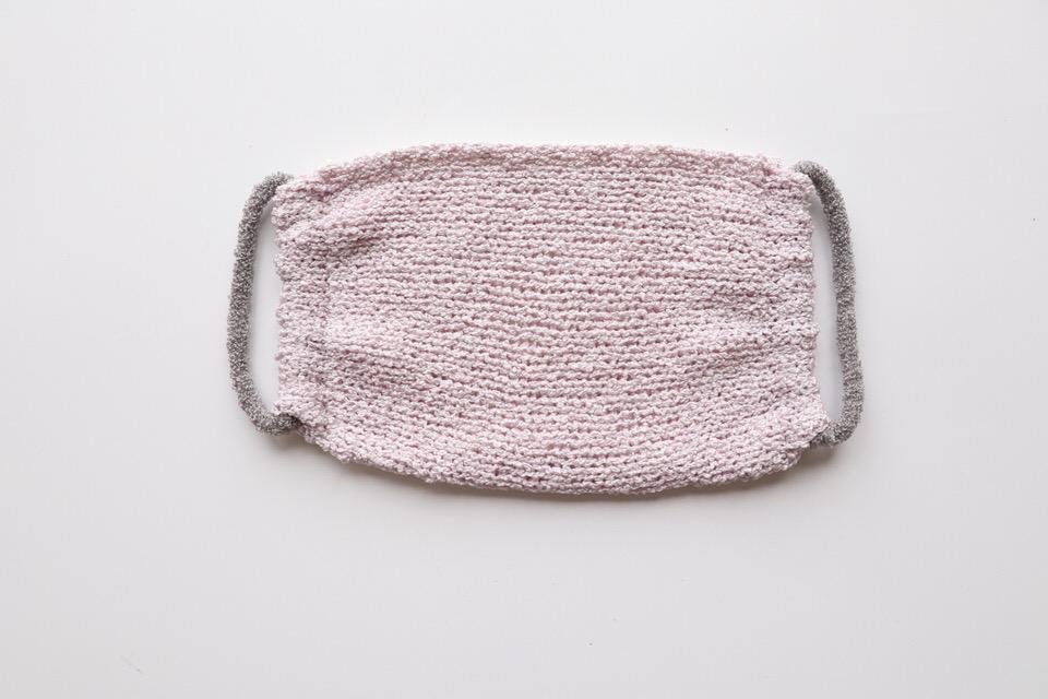 おしとやかな印象のウスムラサキ