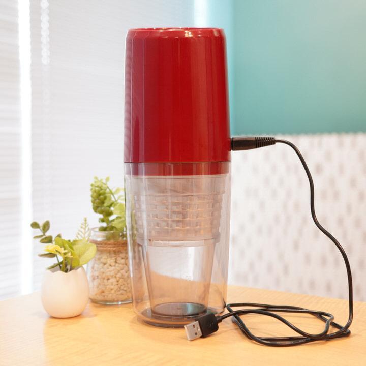 THANKO(サンコー)の「まるっと栄養摂取!充電式卓上フレッシュスロージューサー」