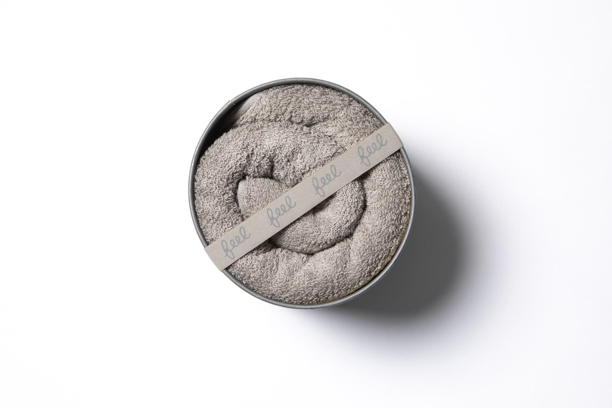 ムーングレージュ