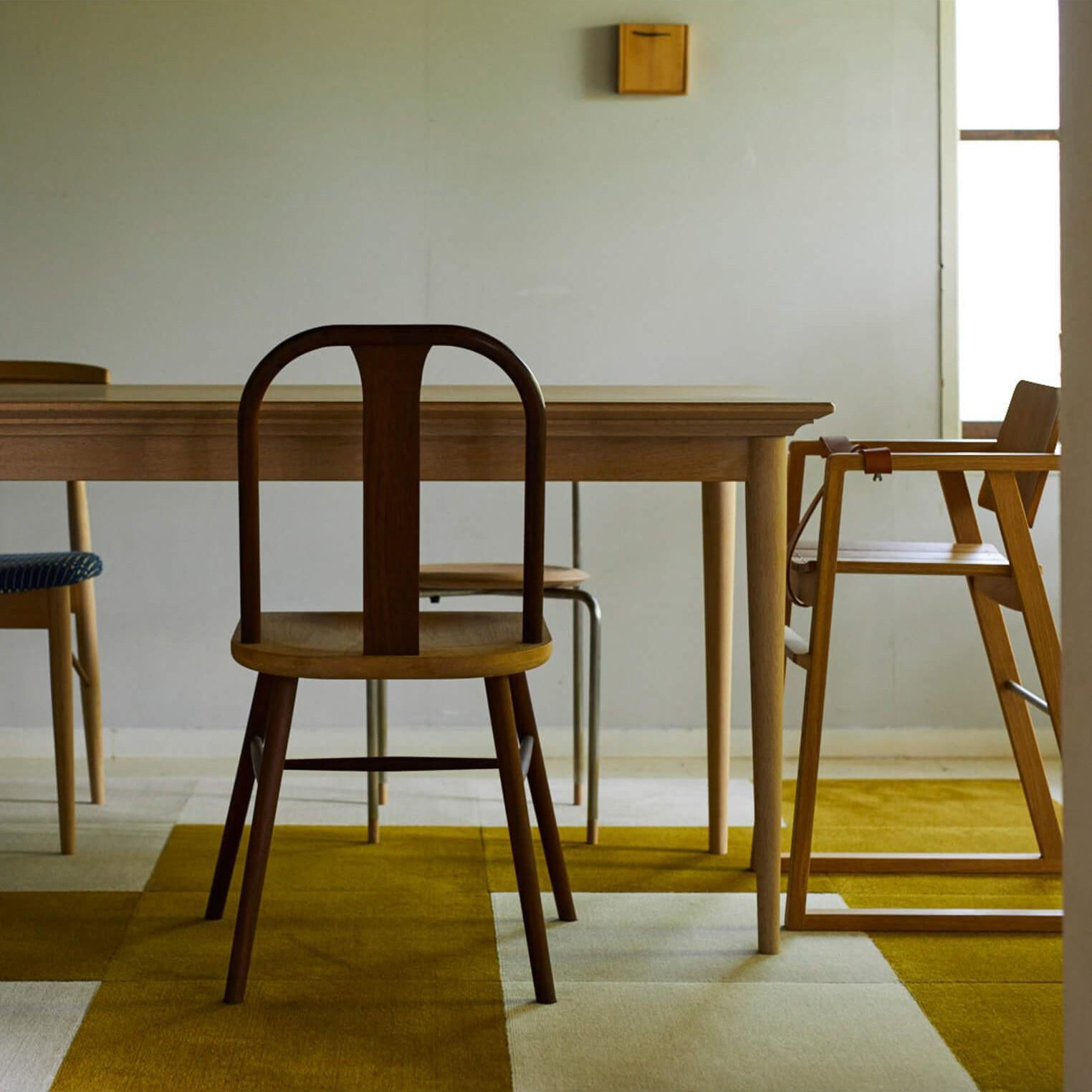 簡単に床をつくれるDIYカーペット