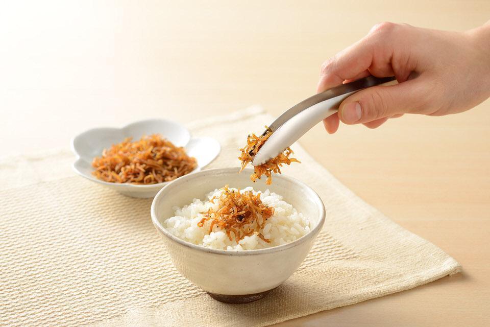 軽い力でしっかり掴める