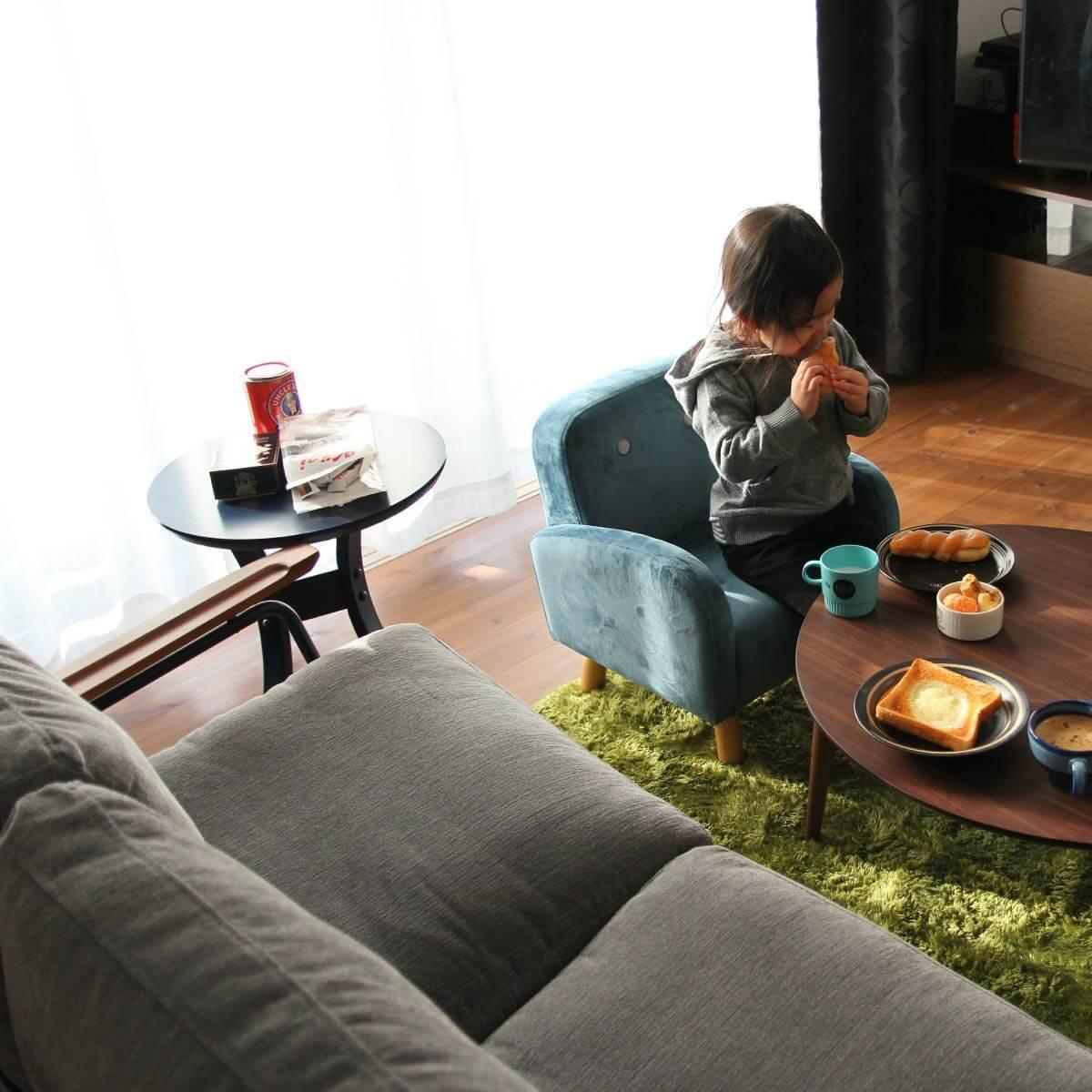 おしゃれなLOTUSサイドテーブル