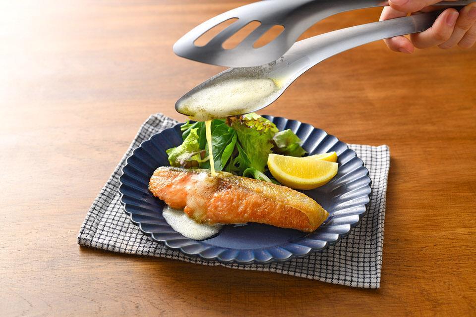 【leye】ソースもすくえるガッシリトング