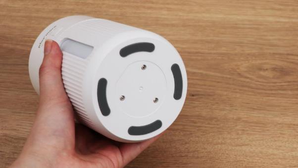 軽量でコンパクトな設計