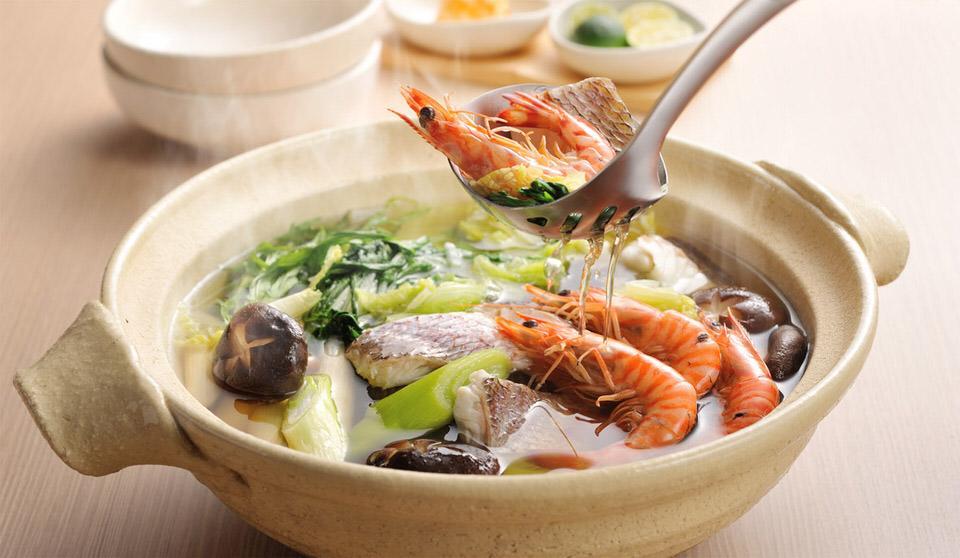 具と汁をバランスよくすくえる