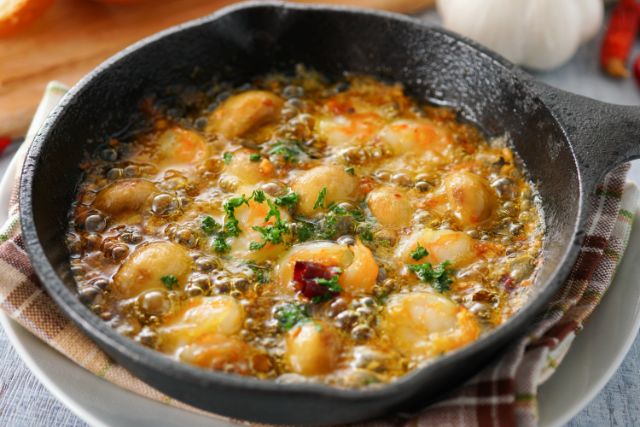 エビのアヒージョ