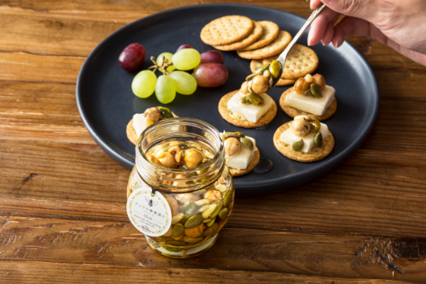 MYHONEYのナッツとはちみつ