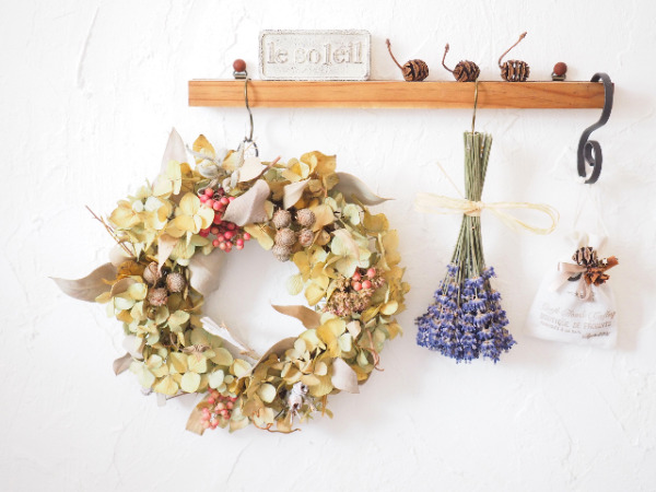 スワッグやリースにする